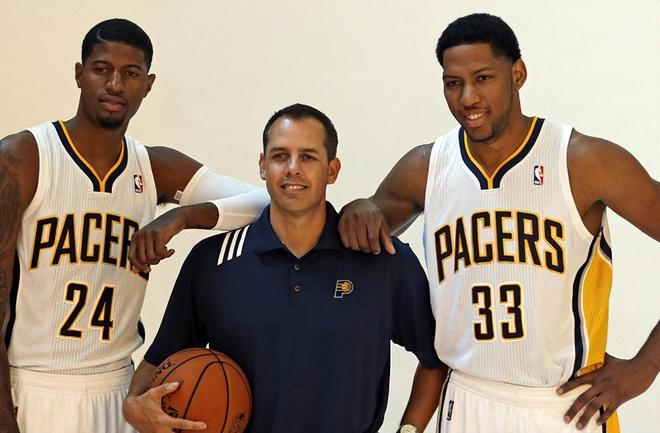 芒四射但现 芒四射但现