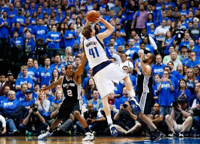 斯尼对球队 斯尼对球队